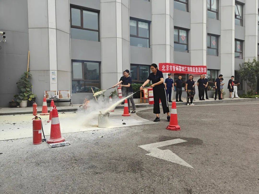 西湖区民政局开展加强社会组织规范建设培训活动